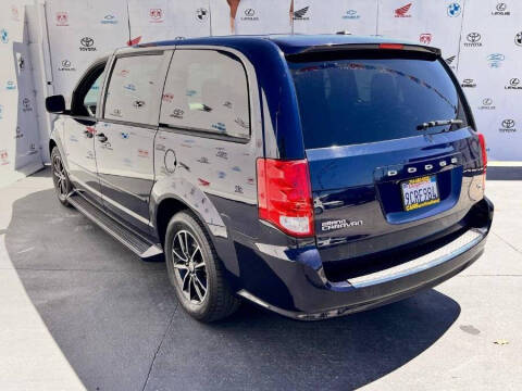 2015 Dodge Grand Caravan R/T