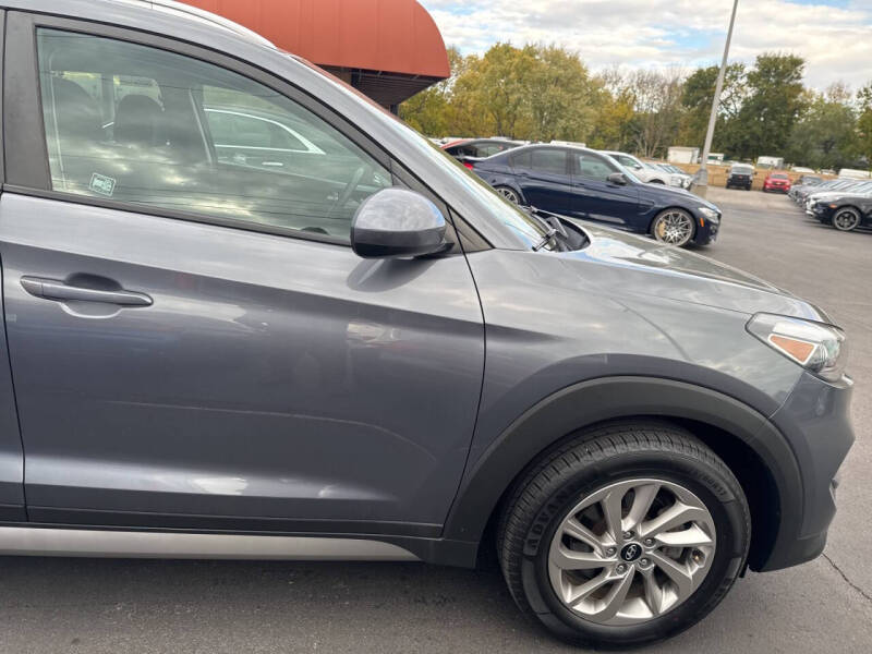 2017 Hyundai Tucson SE