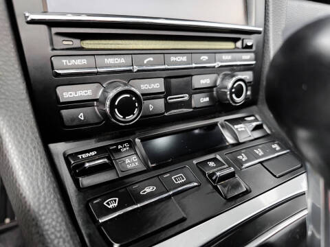 2016 Porsche 911 Carrera