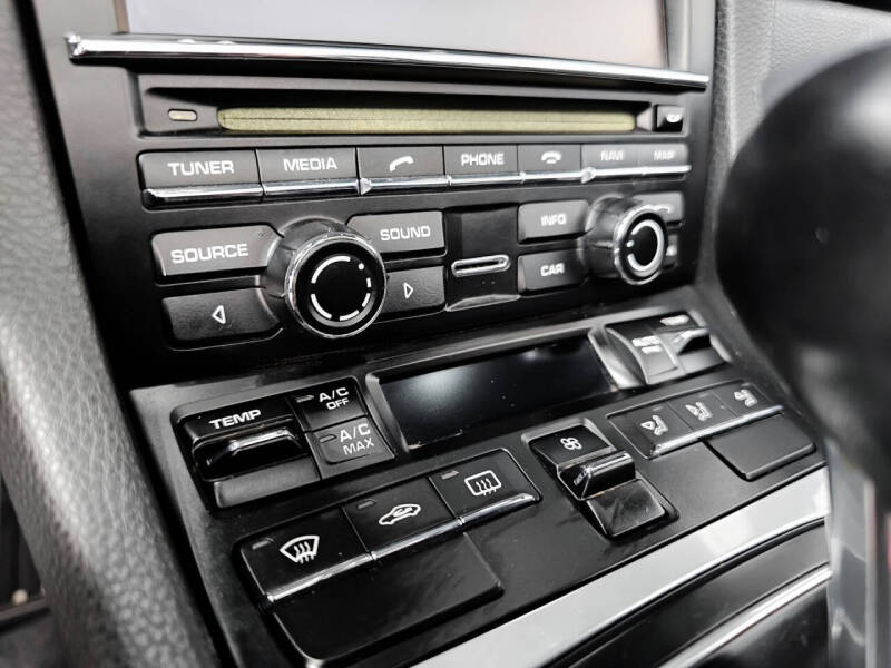 2016 Porsche 911 Carrera