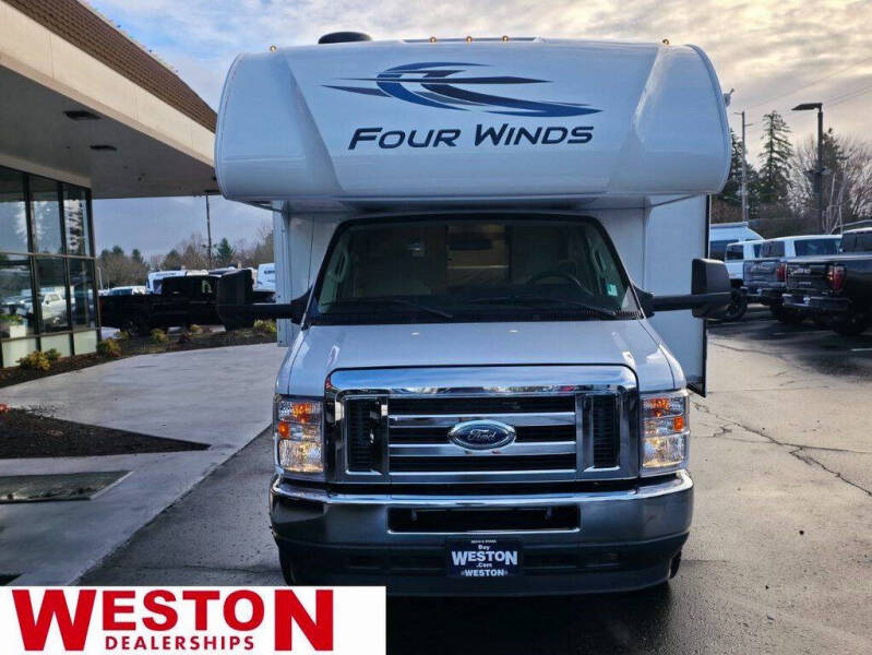 2023 Ford E-Series
