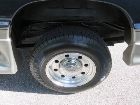 2006 Ford E-Series E-250 SD