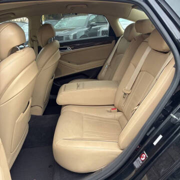 2015 Hyundai Genesis