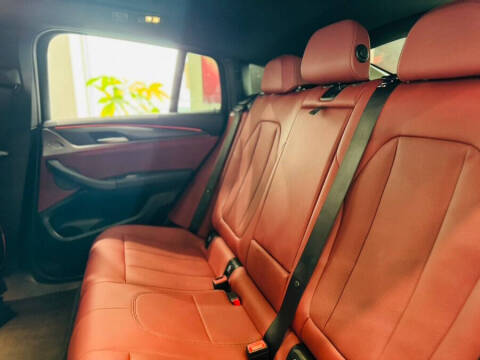 2024 BMW X4 xDrive30i