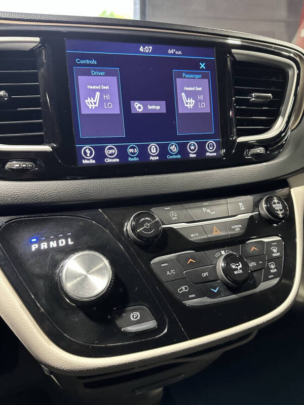 2018 Chrysler Pacifica Touring L