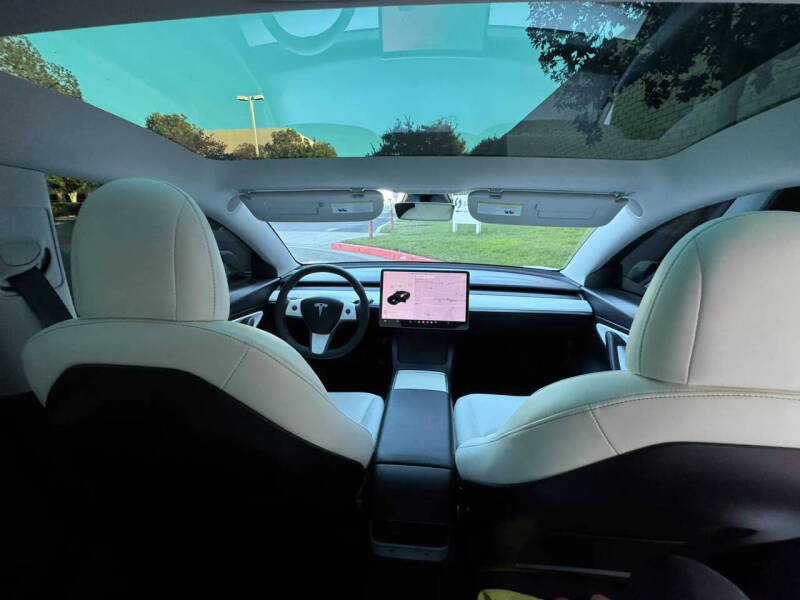 2021 Tesla Model 3 Standard Range Plus