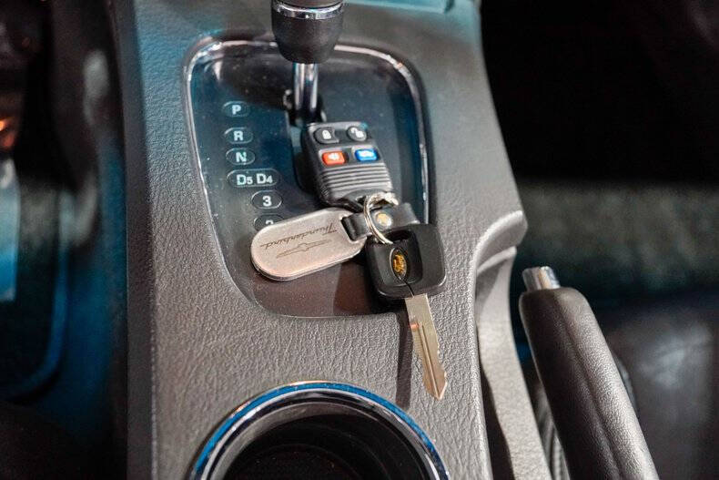 2002 Ford Thunderbird Deluxe