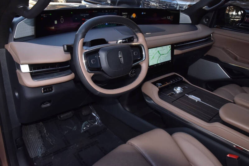 2025 Lincoln Navigator Black Label