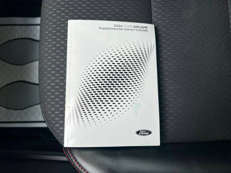 2024 Ford Escape ST-Line