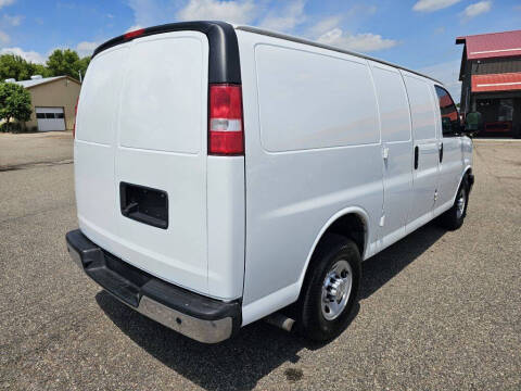 2017 Chevrolet Express 2500