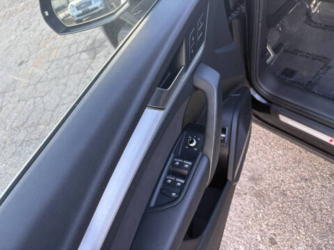 2018 Audi SQ5 3.0T quattro Premium Plus