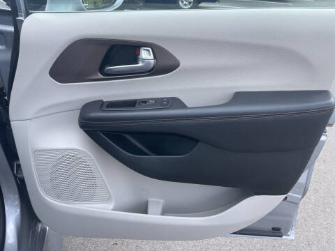 2018 Chrysler Pacifica Touring L