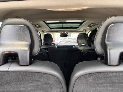 2024 Volvo XC90 B6 Ultimate Bright Theme 7P