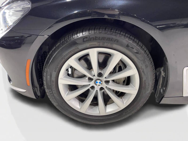 2018 BMW 7 Series 740i