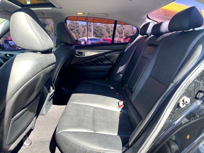 2017 Infiniti Q50 2.0T