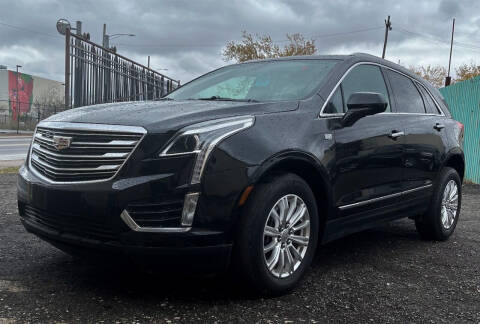 2019 Cadillac XT5 for sale at Long & Sons Auto Sales in Detroit MI