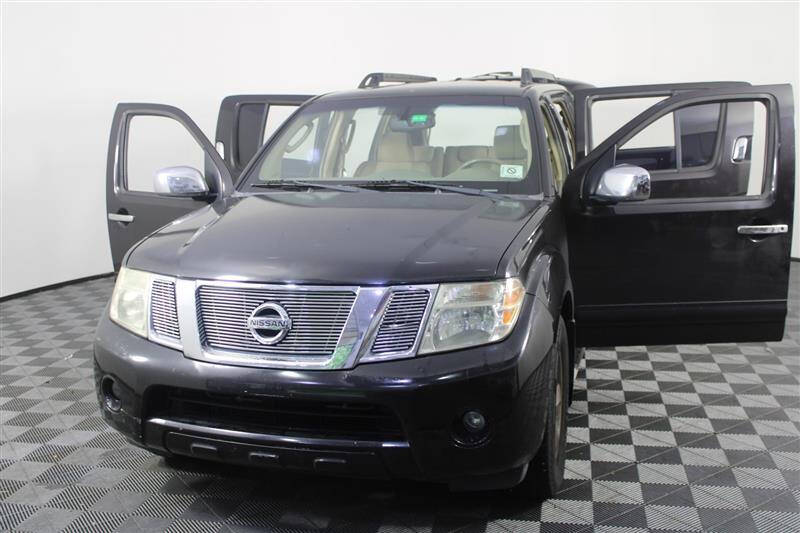 2011 Nissan Pathfinder SV