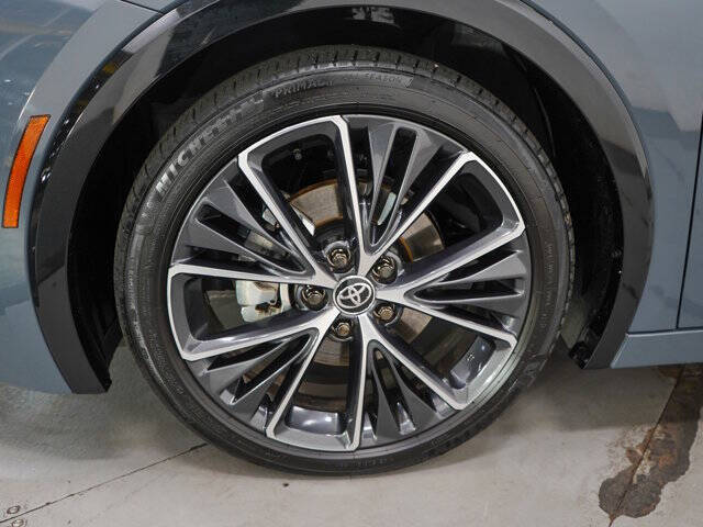 2025 Toyota Prius XLE