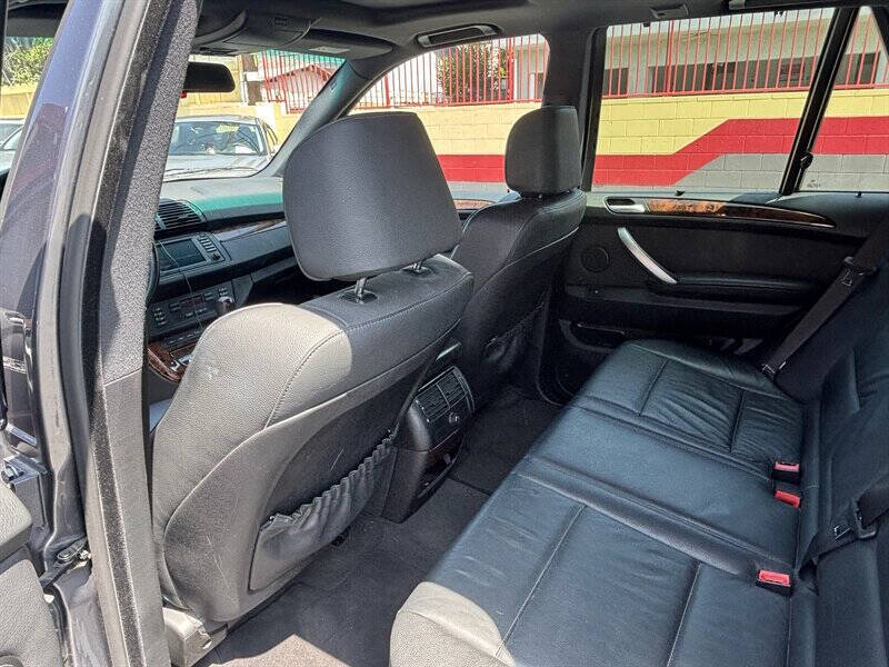 2003 BMW X5 4.4i