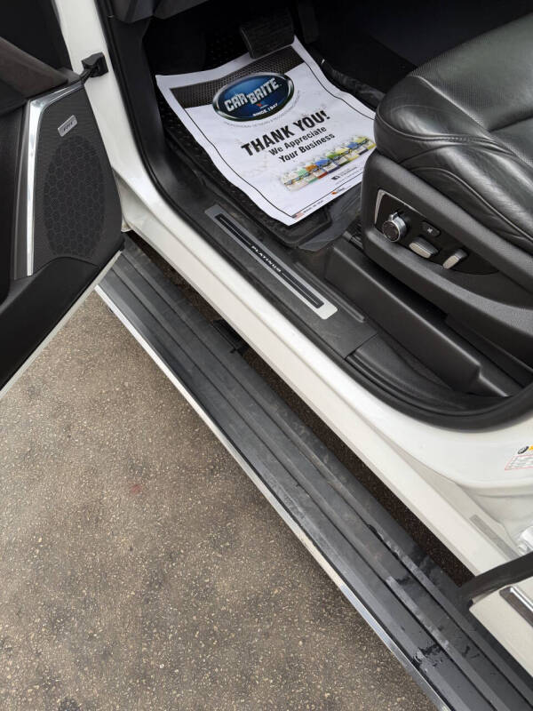 2017 Cadillac Escalade Platinum