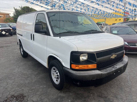 2013 Chevrolet Express 2500