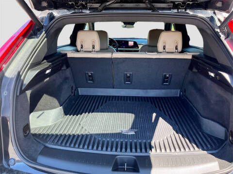 2024 Cadillac XT4 Luxury