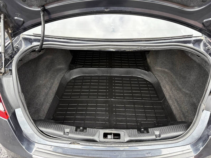 2017 Ford Taurus SEL