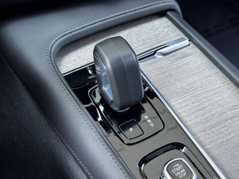 2023 Volvo S90 B6 Plus