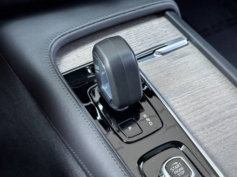 2023 Volvo S90 B6 Plus