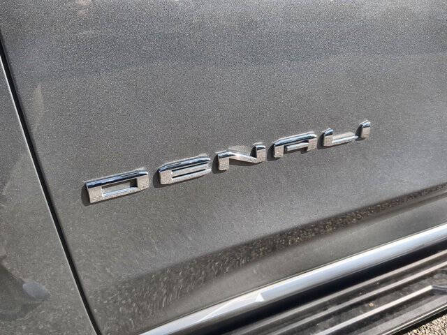 2023 GMC Yukon XL Denali