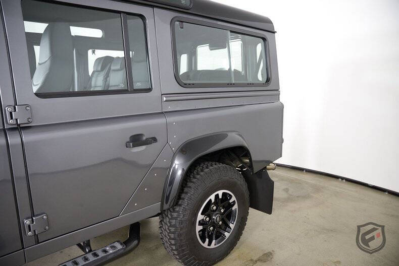 1991 Land Rover Defender