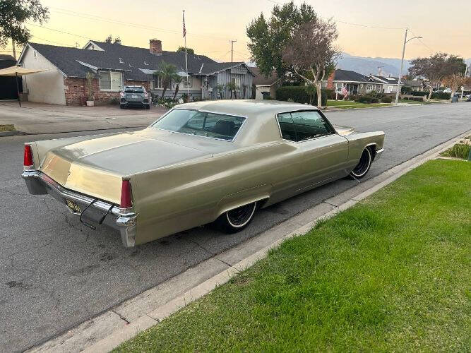 1969 Cadillac DeVille 17