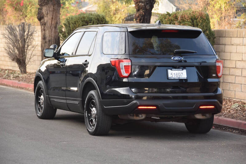 2018 Ford Explorer null photo 9