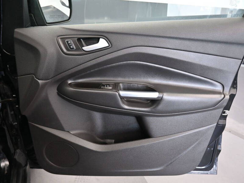 2017 Ford C-MAX Hybrid SE