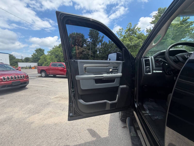 2020 RAM 1500 Classic Warlock