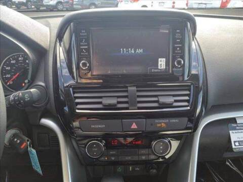 2024 Mitsubishi Eclipse Cross ES