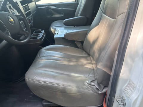 2015 Chevrolet Express 2500