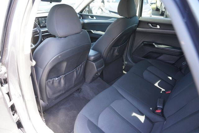 2022 Kia K5