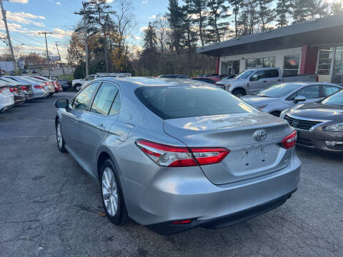 2018 Toyota Camry LE