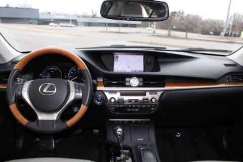 2013 Lexus ES 300h
