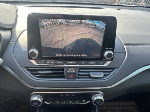 2019 Nissan Altima 2.5 SR