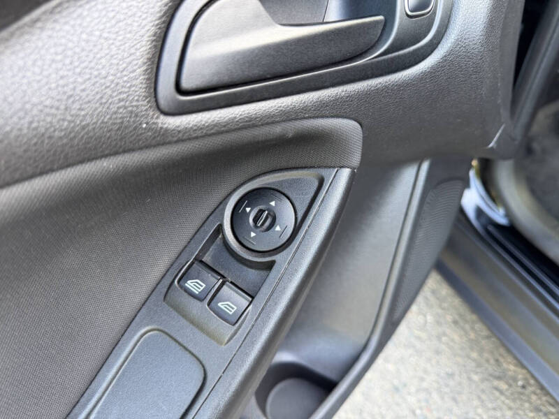 2018 Ford Focus S