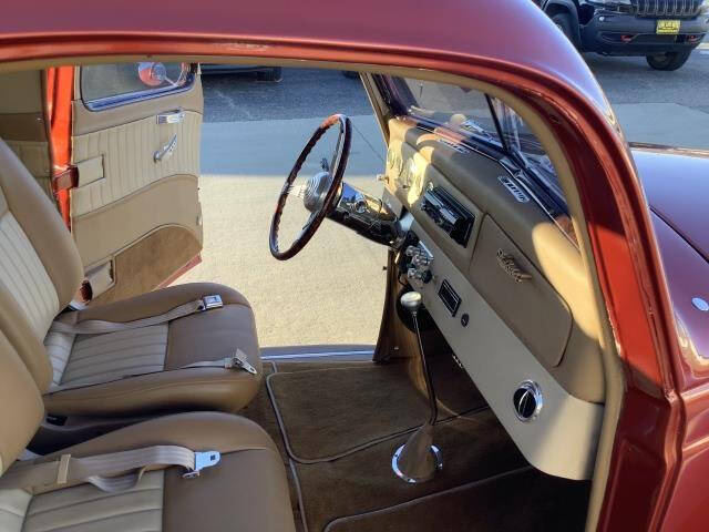 1937 Studebaker DICTATOR