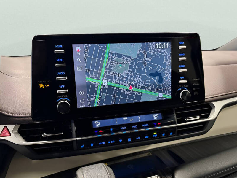 2023 Toyota Sienna Platinum 7-Passenger