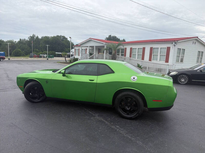 2015 Dodge Challenger SXT