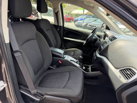 2019 Dodge Journey SE