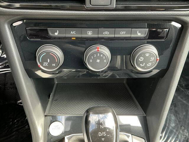 2025 Volkswagen Taos S 4Motion