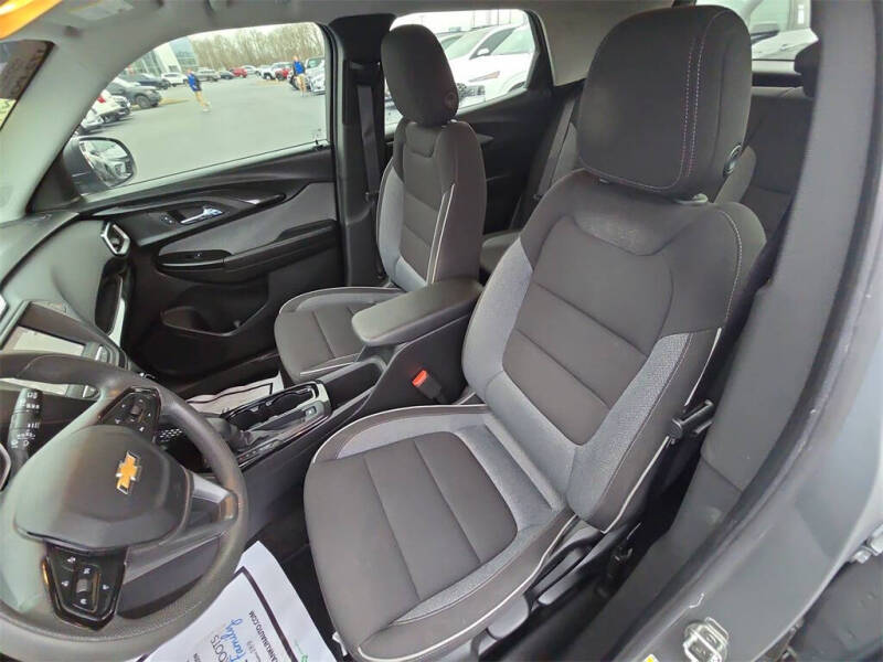 2023 Chevrolet TrailBlazer LS