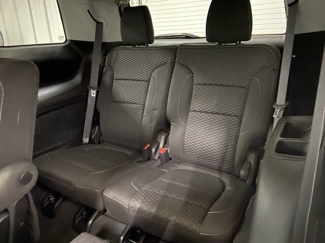 2017 GMC Acadia SLE-2