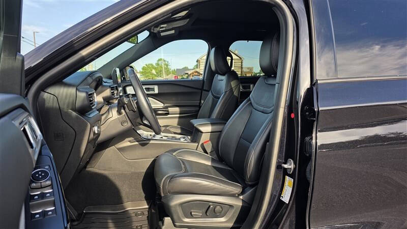 2022 Ford Explorer ST